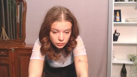 Snapshot of carangi_lisa chatting on 06.11.26 Mila online show from 06.11.26