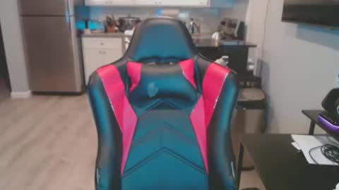 Snapshot of cardi_beans chatting on 01.29.25 cardi_beans online show from 01.29.25