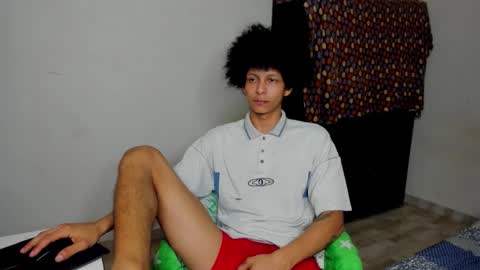 Carlos and Cristian  online show from 10.31.25