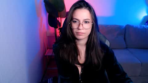 Snapshot of care_sensual chatting on 10.17.25 Mary online show from 10.17.25
