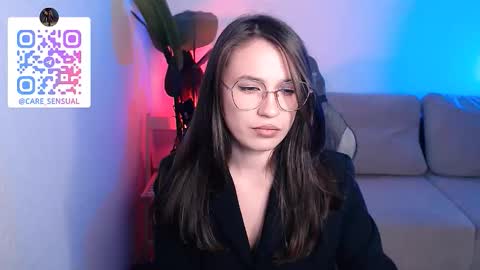 Mary online show from 10.23.25