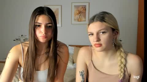 Snapshot of caressyourself chatting on 01.13.25 caressyourself online show from 01.13.25