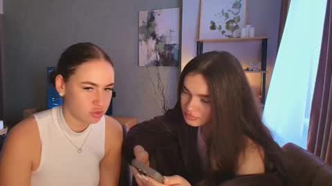 Snapshot of caressyourself chatting on 11.26.25 caressyourself online show from 11.26.25