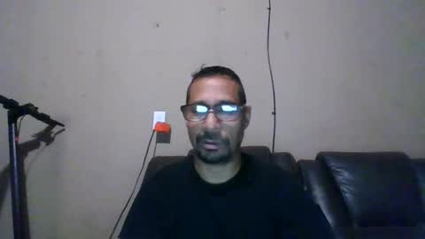 Snapshot of cargopipe2000 chatting on 12.17.25 Adams huge online show from 12.17.25