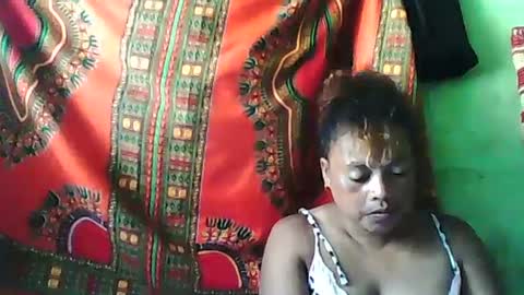 carinesexy69 online show from 01.30.25