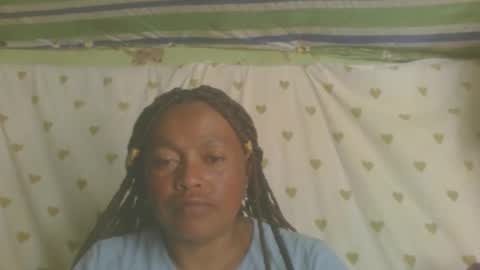 carinesexy69 online show from 09.25.25