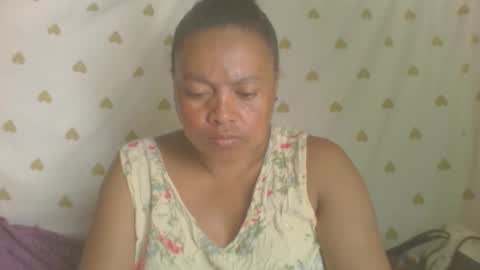 carinesexy69 online show from 04.14.26