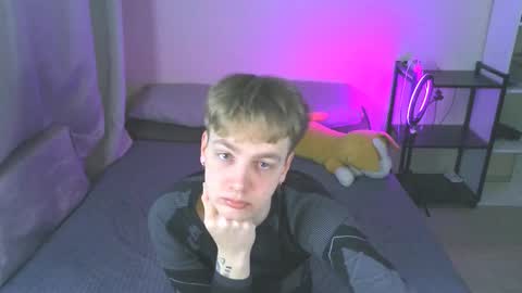 Carl online show from 12.17.24