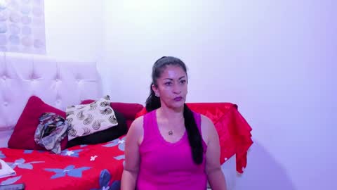 Snapshot of carla_sns chatting on 01.10.25 Carla online show from 01.10.25