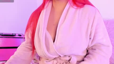Carla Wet18 online show from 10.07.25