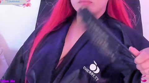 Carla Wet18 online show from 12.18.25