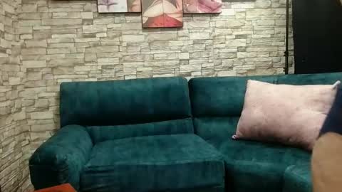 carlaandsonny online show from 02.16.25