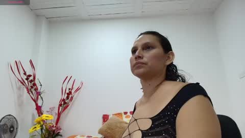 carlaantonellii online show from 04.14.26