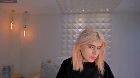 Carla Bunnis online show from 01.10.26