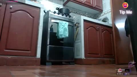 Snapshot of carlajames_1 chatting on 02.12.25 carlajames_1 online show from 02.12.25