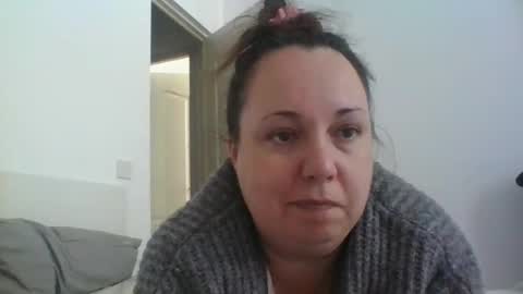 Snapshot of carlaruth chatting on 09.28.25 Carlaruth online show from 09.28.25