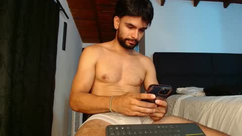 Snapshot of carlbadams96 chatting on 02.03.25 sebasfit online show from 02.03.25