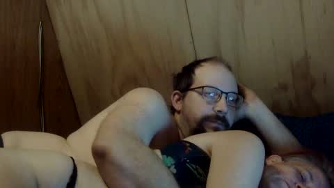 carleeswoman08 online show from 02.19.25