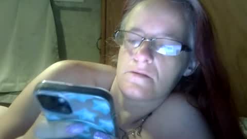 Snapshot of carleeswoman08 chatting on 05.04.26 carleeswoman08 online show from 05.04.26
