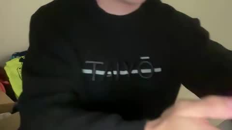 Snapshot of carlos_owen chatting on 10.26.25 carlos_owen online show from 10.26.25