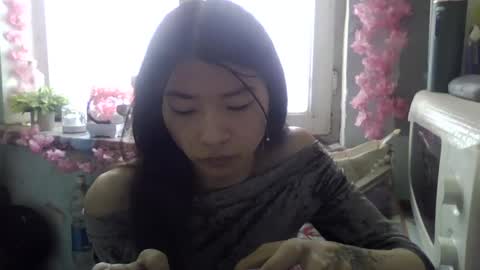 Snapshot of carlyjoy chatting on 09.18.25 CarlyJoy online show from 09.18.25