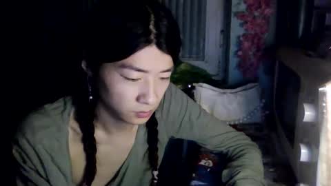 Snapshot of carlyjoy chatting on 11.28.25 CarlyJoy online show from 11.28.25