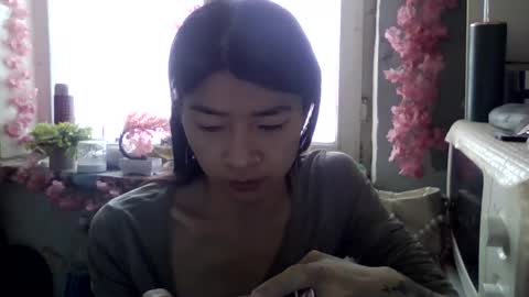 Snapshot of carlyjoy chatting on 11.29.25 CarlyJoy online show from 11.29.25