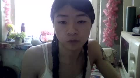 CarlyJoy online show from 04.23.26