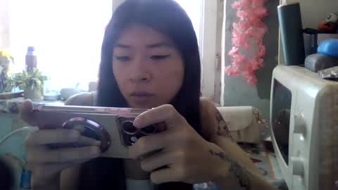 Snapshot of carlyjoy chatting on 05.27.26 CarlyJoy online show from 05.27.26