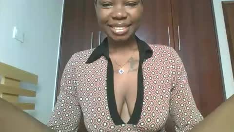 carlyscoop online show from 04.14.26