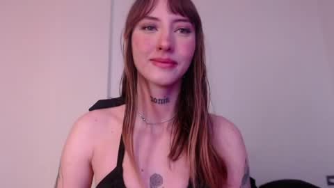 Snapshot of carmennrusso chatting on 05.31.26 carmennrusso online show from 05.31.26