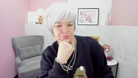 Carmen online show from 01.07.25