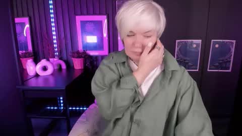 Carmen online show from 11.21.25