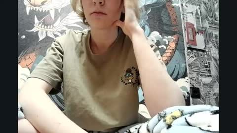 Snapshot of carmoncaney chatting on 11.25.25 Lisa online show from 11.25.25