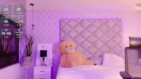 caro_adams1 online show from 02.18.26