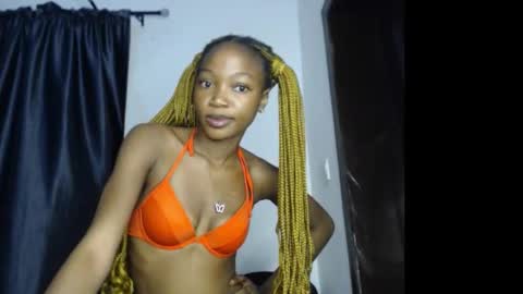 caroline online show from 11.08.25