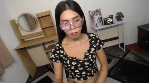 Carolina online show from 12.22.24