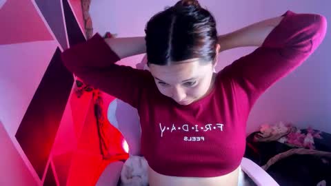 Snapshot of carol_pinter chatting on 12.17.25 Carol online show from 12.17.25