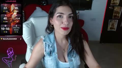 Snapshot of carolaine69_ chatting on 02.17.26 Caroline online show from 02.17.26