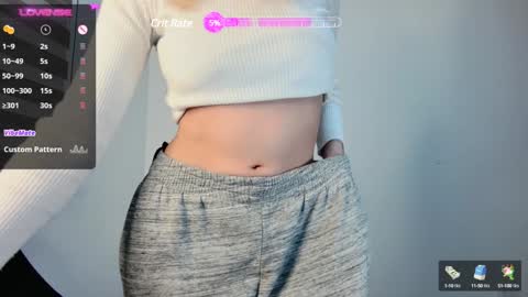 Snapshot of carolblonde chatting on 01.27.25 Char online show from 01.27.25