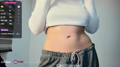 Snapshot of carolblonde chatting on 02.26.25 Char online show from 02.26.25