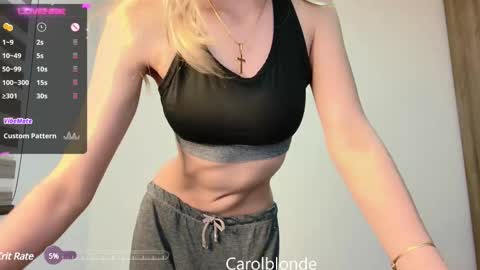 Snapshot of carolblonde chatting on 02.27.25 Char online show from 02.27.25