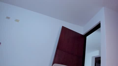 Caroline online show from 12.18.24