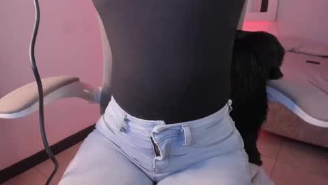 Caroline online show from 09.12.25