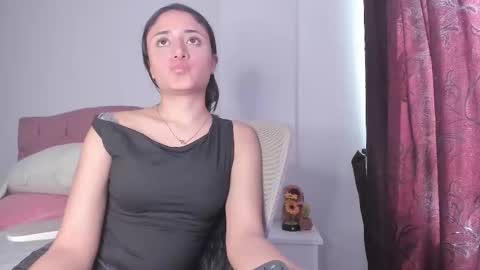 Caroline online show from 11.25.25