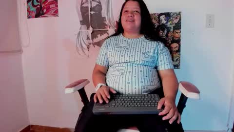Angie Carolina online show from 02.18.26