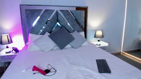 Snapshot of carolina_torres25 chatting on 04.03.26 carolina_torres25 online show from 04.03.26