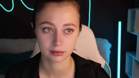 Carolina online show from 10.07.25