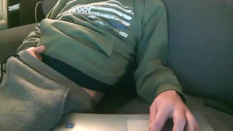 Snapshot of carolinaboy01 chatting on 01.25.25 carolinaboy01 online show from 01.25.25