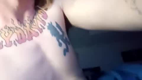 carolinajuggalo17 online show from 04.04.26